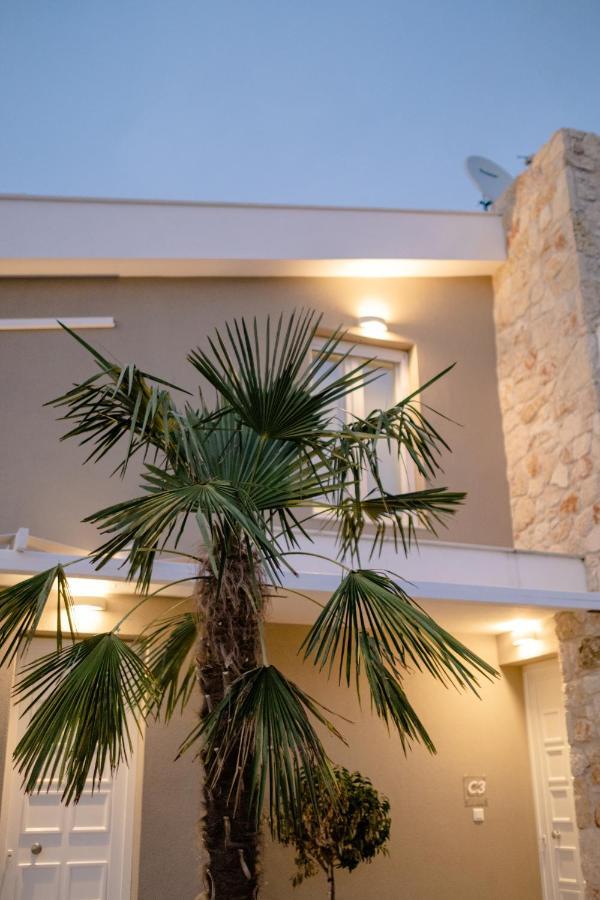 ニキティ Casaleヴィラ エクステリア 写真